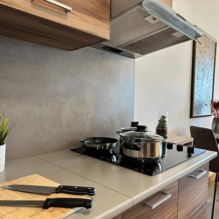 Self Check-In, Danube Bank, Free Parking Apartment Братислава Екстериор снимка